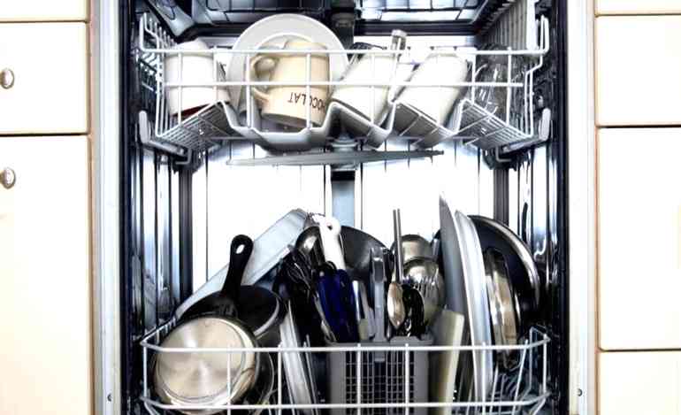 Почему не стоит покупать посудомоечную машину
